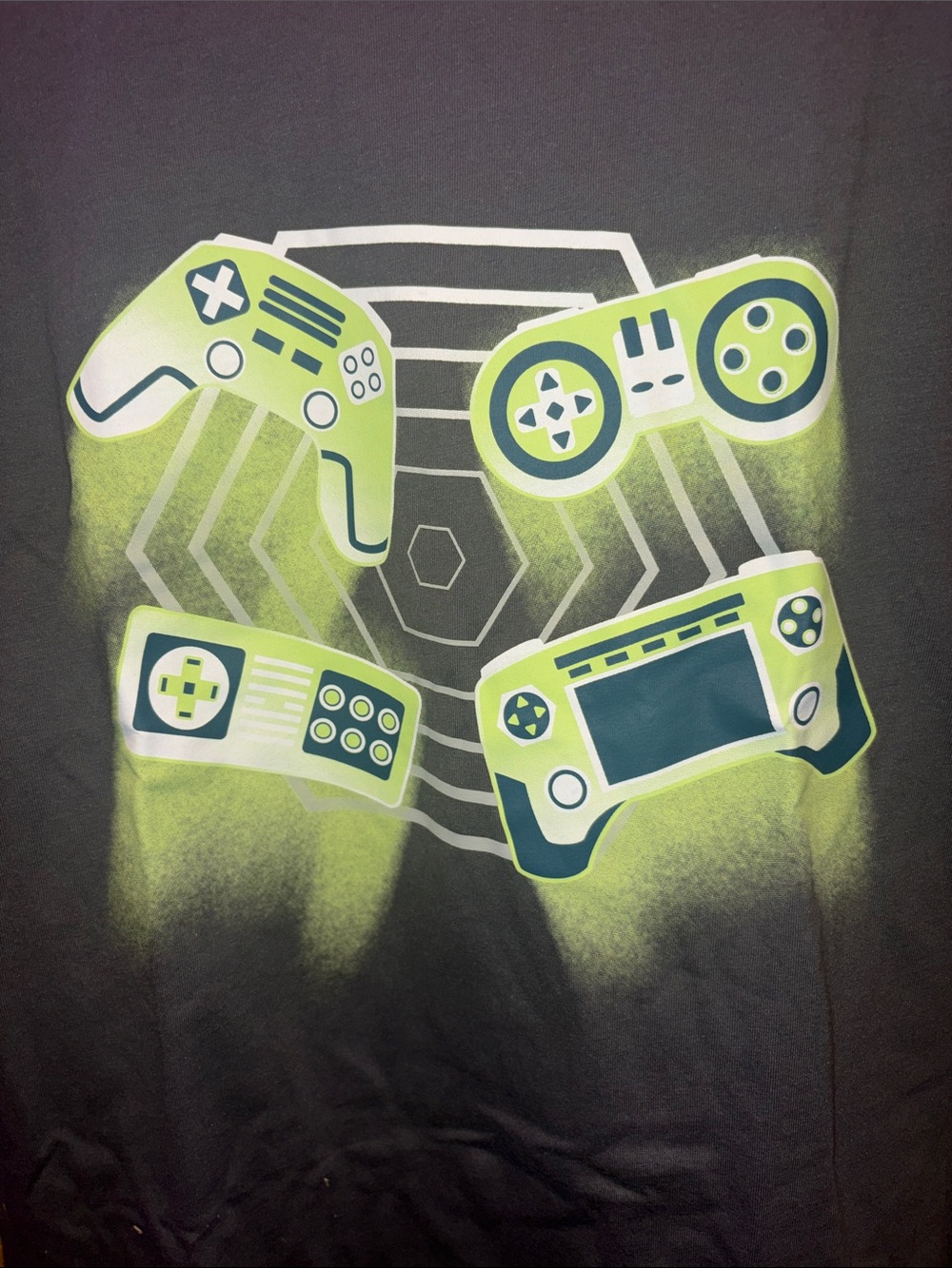 Kids' Gaming Controllers Graphic Long-Sleeve Shirt - Purple & Neon Green